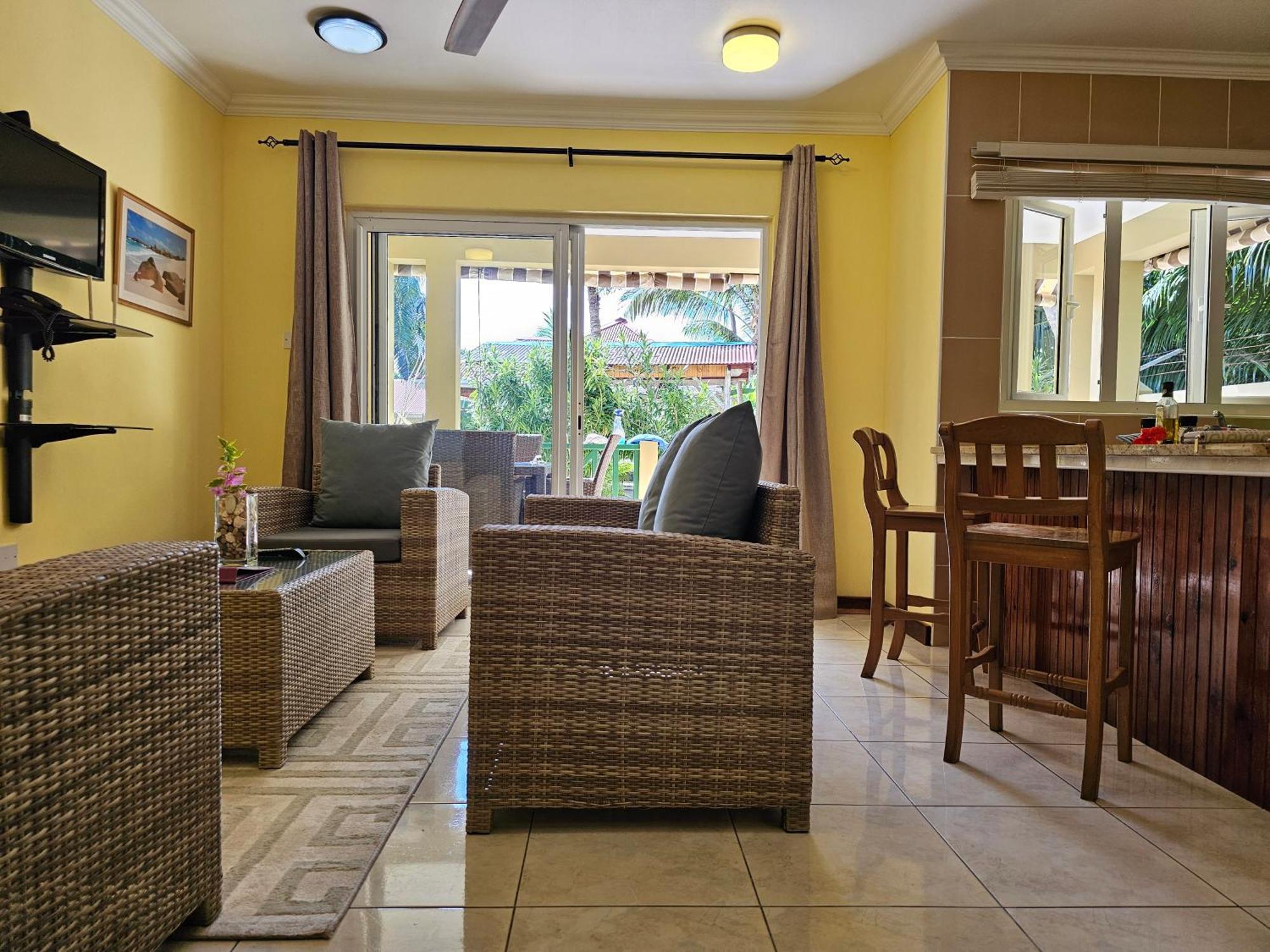 Casa De Leela Self Catering Guest House La Digue Exteriör bild