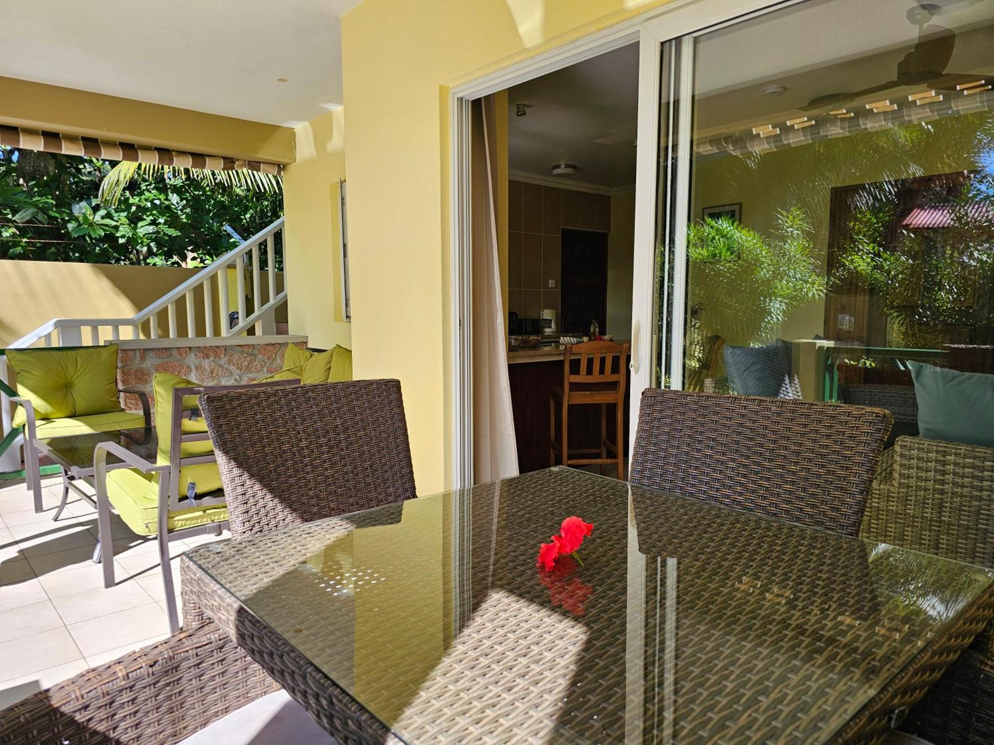 Casa De Leela Self Catering Guest House La Digue Exteriör bild